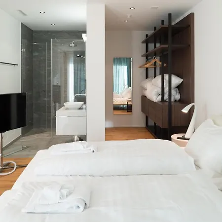 Edelweiss Mountain 06-08 *