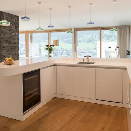 Edelweiss Mountain 06-08 *