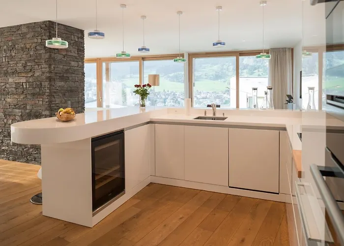 Edelweiss Mountain 06-08 *